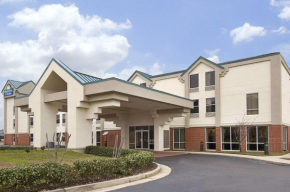 Days Inn & Suites by Wyndham Ridgeland